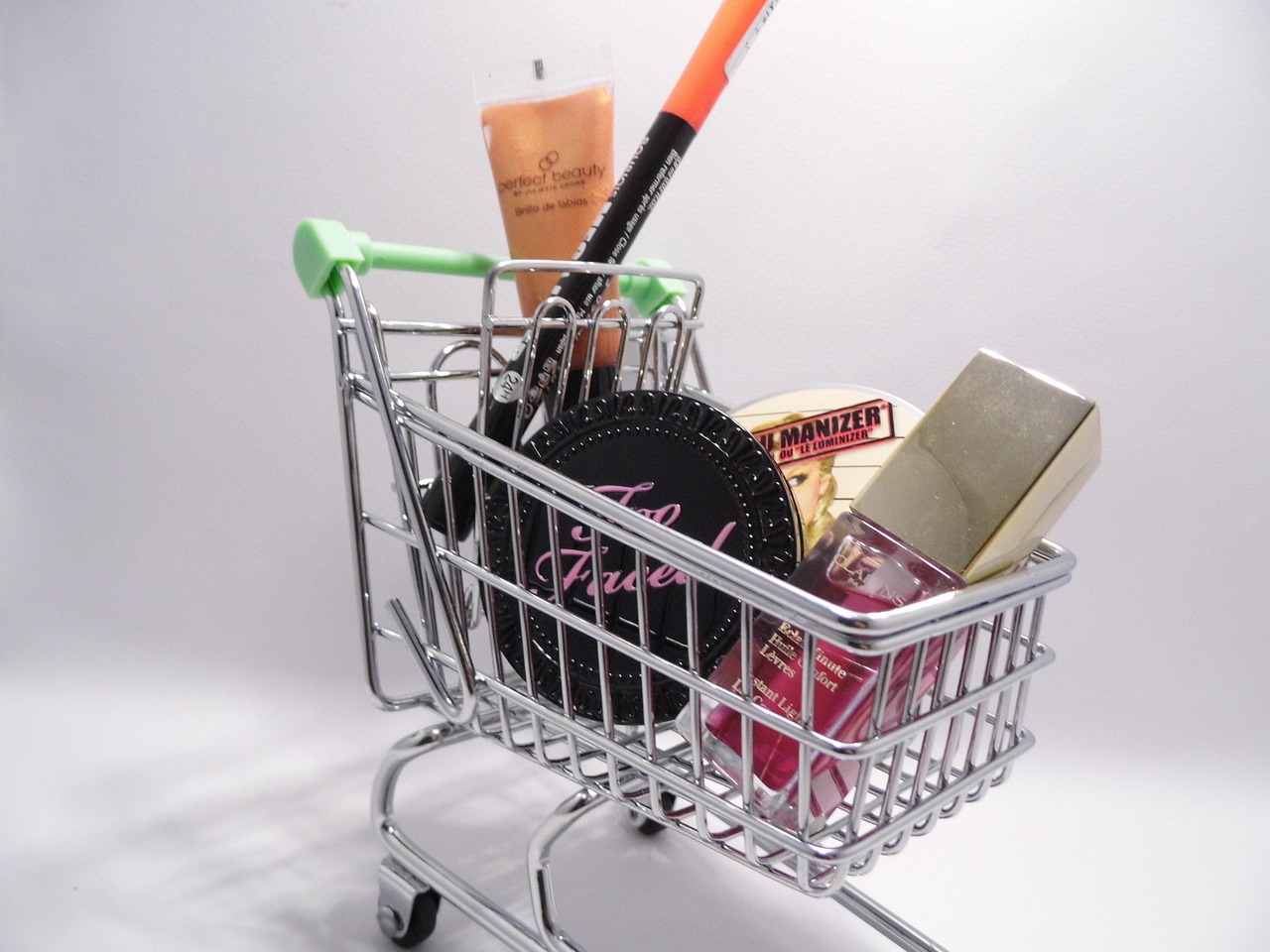 Featured image of post AliExpress Hit With Record $629 Million EU Fine for Selling Counterfeit Goods