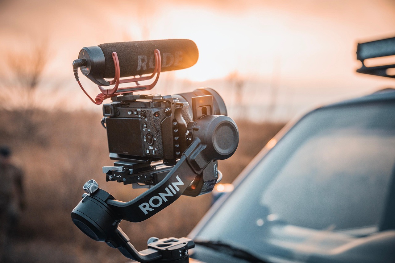 Featured image of post DJI Osmo Pocket 4P Promises 17 Stops of Dynamic Range with Dual-Lens Design