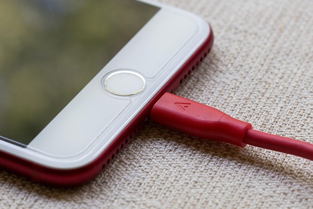 Featured image of post What's the Fastest Charging Speed Your iPad or iPhone Port Can Handle?