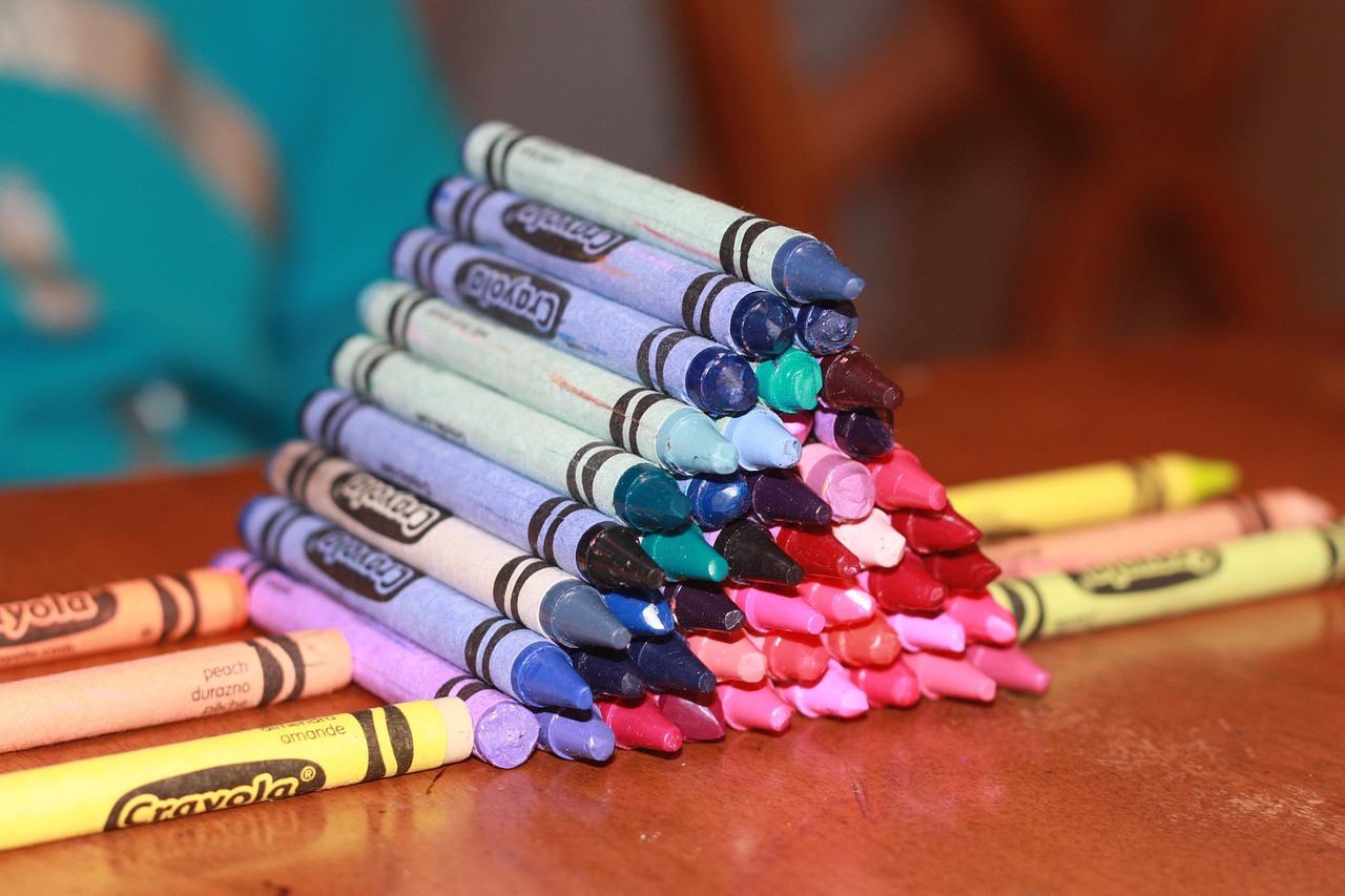 Featured image of post Slate EV Teams Up With Crayola for Custom Color Wraps in Five Iconic Shades