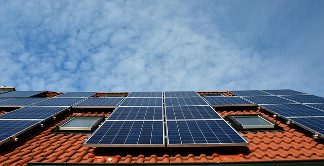 Featured image of post First UL 3700-Compliant Plug-In Solar Microinverter Hits the US Market