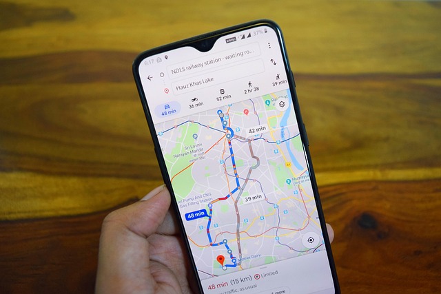 Featured image of post Waze Integrates Google Gemini for Conversational Voice Commands and Smarter Routing